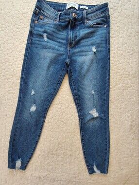 RE generation by Celebrity Pink Distressed Raw Hem Ankle Skinny Jeans